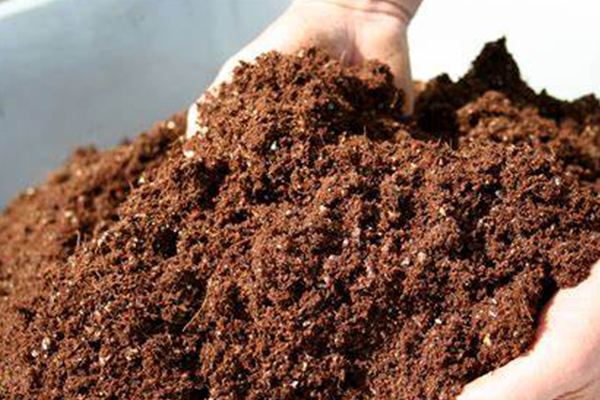 商品有机肥和还是农家粪肥哪个更好些？